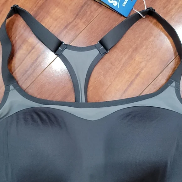 NWT size 36B Brooks sports bra - Picture 4 of 11